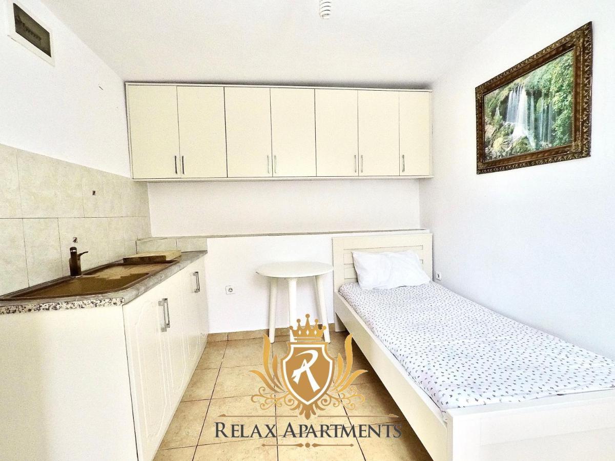 Paradise Palm Beach Apartment In Sarandë Exteriör bild