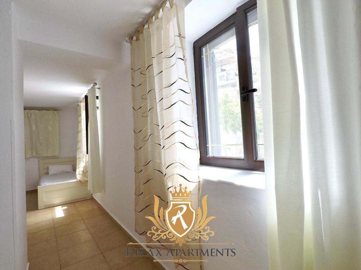 Paradise Palm Beach Apartment In Sarandë Exteriör bild